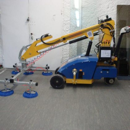 glass-vacuum-lifter-glass-installation-robot-in